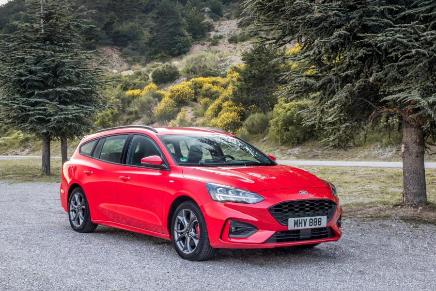  Ford Focus ST-Line Turnier 2018 года  (WW) (фото 6 из 9)